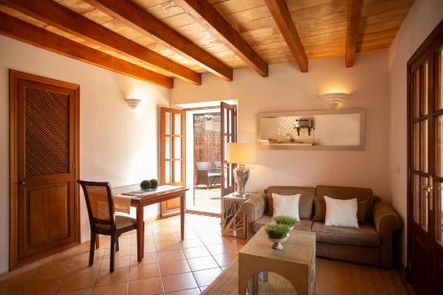 Gallery image of Hotel Apartament Sa Tanqueta De Fornalutx - Adults Only in Fornalutx