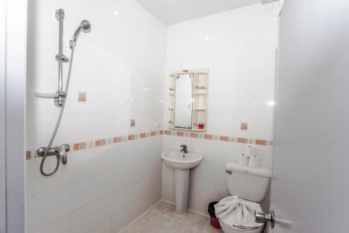 Ένα μπάνιο στο Andaman Sea Patong