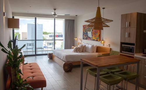 Postel nebo postele na pokoji v ubytování Opal Suites Apartments