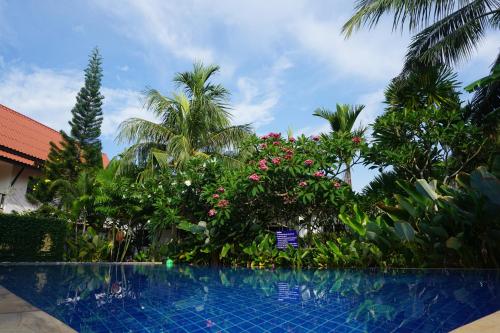 Piscina en o cerca de Bangtao Varee Beach