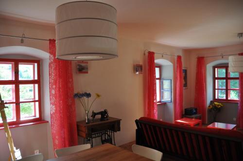 Gallery image of cerveny dom in Vyhne