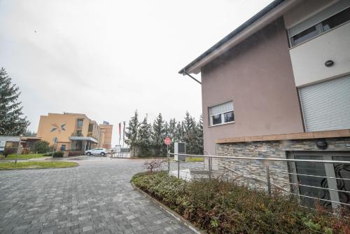 Budova, kde se apartmán nachází