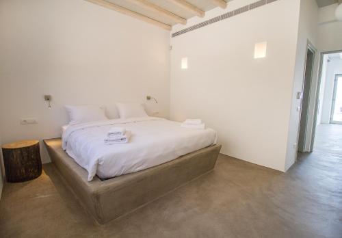 Gallery image of Villa ANAIS 2 MYKONOS in Elia Beach