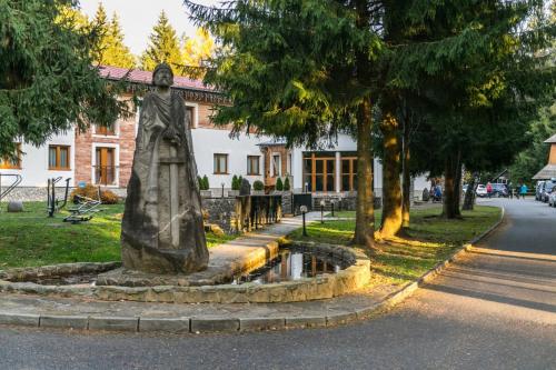 Fotografie z fotogalerie ubytování Horsky Hotel Mnich v destinaci Bobrovec