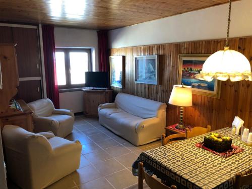 Χώρος καθιστικού στο Villaggio dello sciatore residence paradiso appartamenti e monolocale