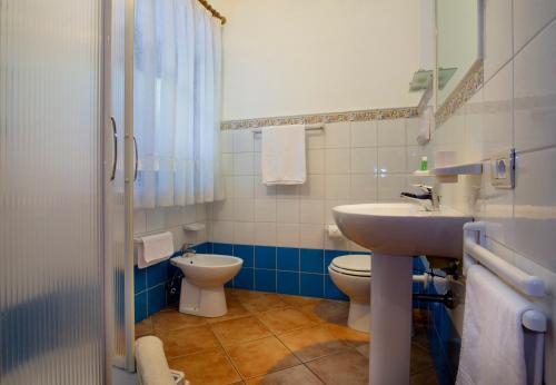 Koupelna v ubytování Residence Appartamenti Caffarena