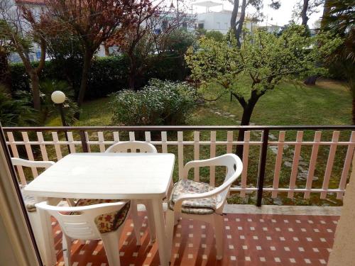 M155 - Marcelli, trilocale in centro a 50mt dal mare