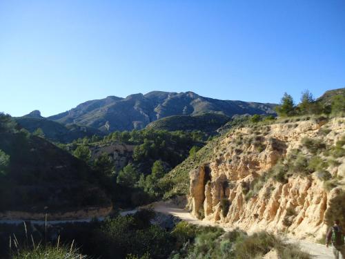 Φυσικό τοπίο κοντά σε οργανωμένο κάμπινγκ