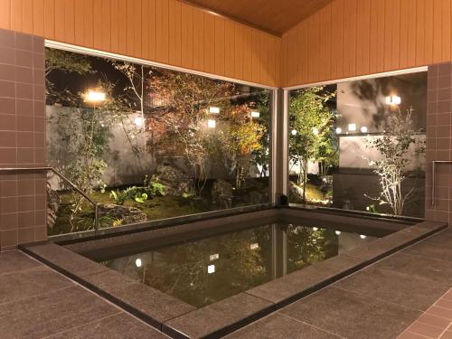 Bazén v ubytování Ryokan Marumo nebo v jeho okolí