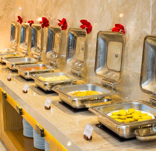 Jídlo v hotelu nebo okolí