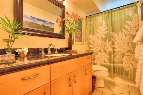 A bathroom at Stunning Ocean Views Condos in Oahu at Punaluu