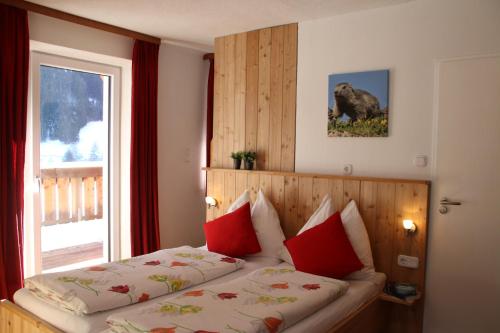 Gallery image of Gästehaus Landhaus Tyrol in Gries im Sellrain