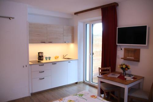 Gallery image of Gästehaus Landhaus Tyrol in Gries im Sellrain