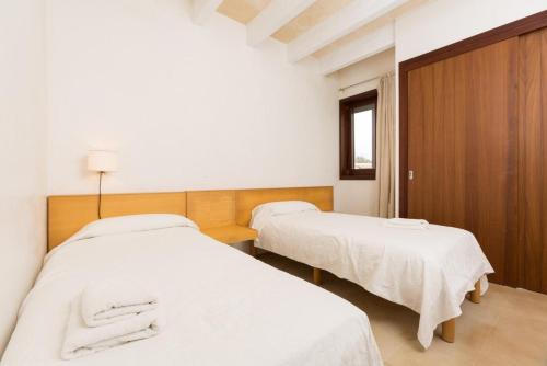 Ένα ή περισσότερα κρεβάτια σε δωμάτιο στο Water Front Villa Shalom