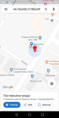 Ein Screenshot der Google übersetzt App auf einem Telefon in der Unterkunft Soba Centar in Banja Luka