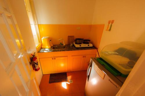 Kuchyň nebo kuchyňský kout v ubytování Nora's Place