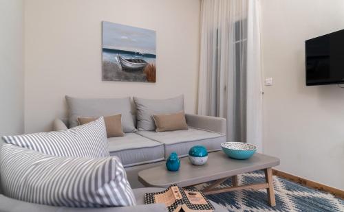 Μια τηλεόραση ή/και κέντρο ψυχαγωγίας στο Porto Vecchio Luxury Suites