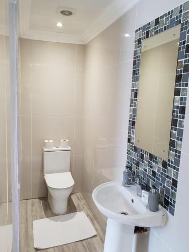 Ein Badezimmer in der Unterkunft Reef View BnB