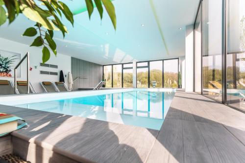 Gallery image of Carnac Lodge Hotel & Spa in Plouharnel
