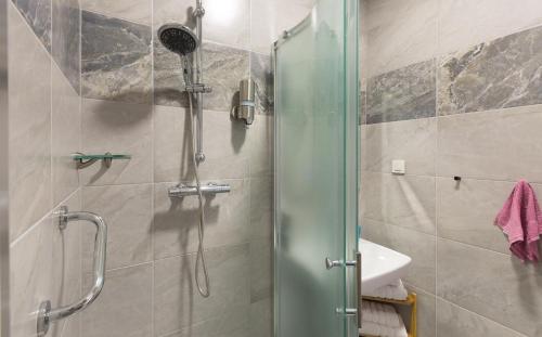 Koupelna v ubytování Palace Apartments by ZGrent