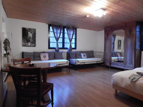 Cama o camas de una habitación en Pyrenées Emotions, Eco-responsables, Nature, Sports Aventures