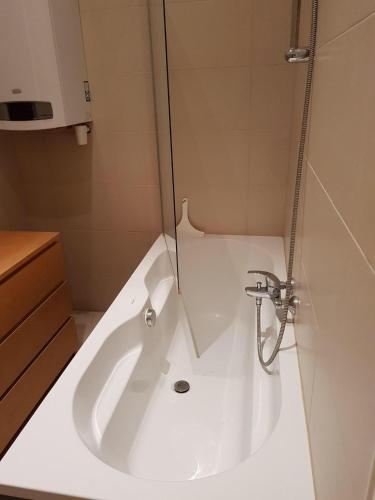 Een badkamer bij Vienna- Luxury Appartement