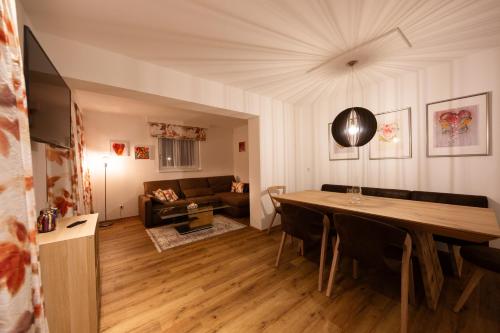 Posezení v ubytování da Peatala Apartments