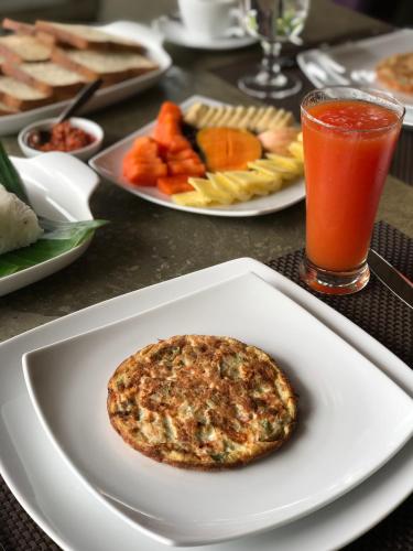 Jídlo v hotelu nebo okolí