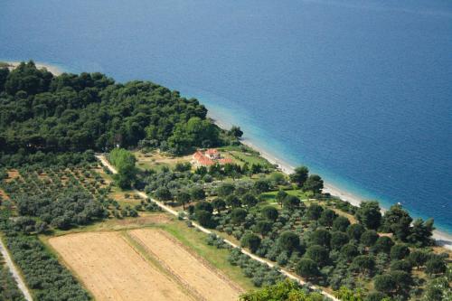 Gallery image of Sungate Beach in Rovies