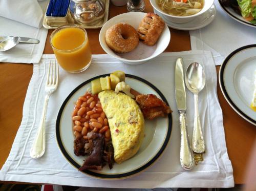 Jídlo v aparthotelu nebo okolí