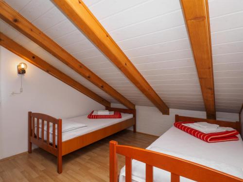 Breathtaking Seaview APP Barac on Separated Floor