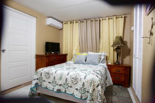 Gallery image of Swimaz Gateway in Harbour View