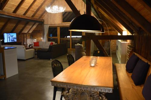 Gallery image of Landschützer's Country Suites in Mariapfarr
