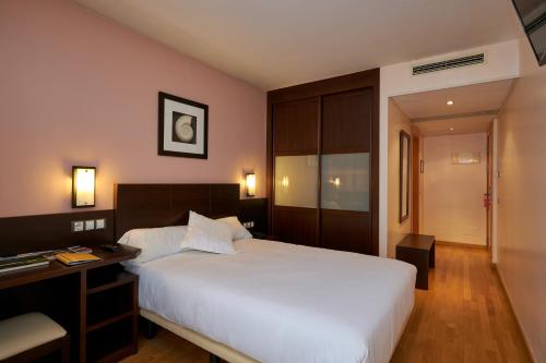 Gallery image of Hotel Castro Real in Oviedo