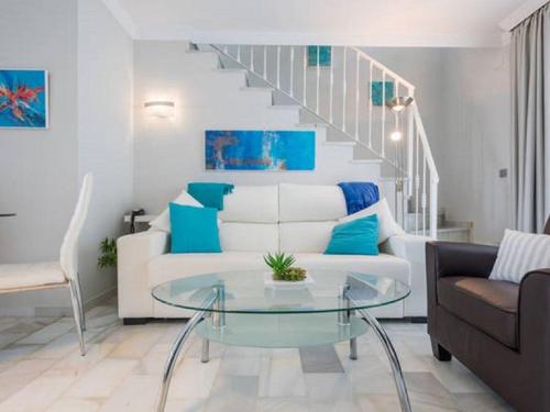 Casa Soleada - Beautiful Villa, Best Corner by Pools, Resort Facilities,Full Kitchen, 3 Terraces, Internet