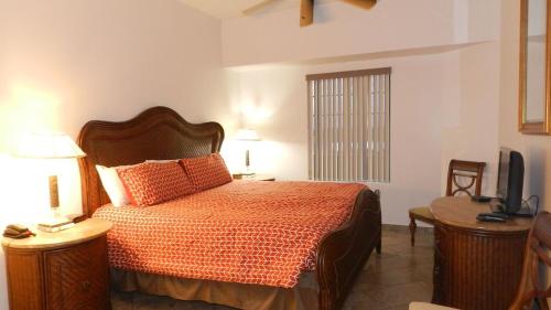 Säng eller sängar i ett rum på Ocean Walk Resort 1909