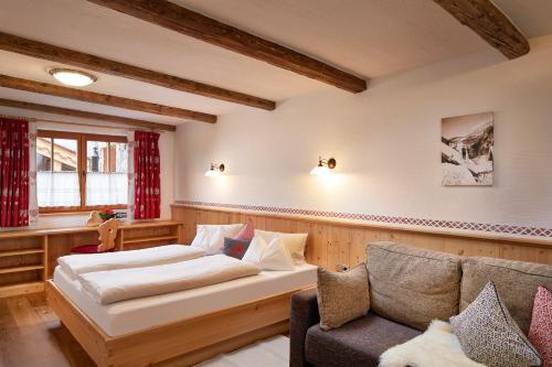 Un lugar para sentarse en Almdorf Flachau - Luxus Hüttenurlaub
