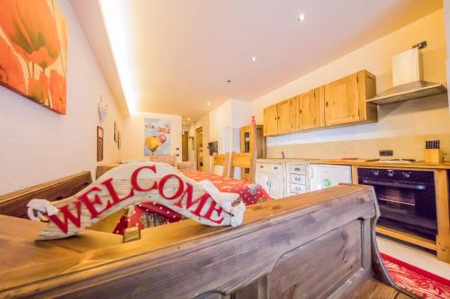 Η κουζίνα ή μικρή κουζίνα στο Cervinia – Matterhorn Apartments