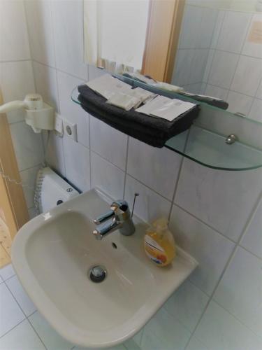 Hotel Kalimeraにあるバスルーム