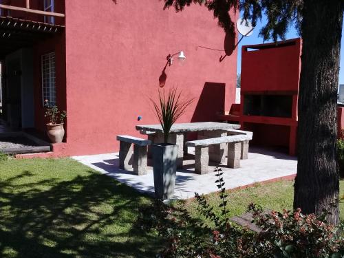 Κήπος έξω από το Cabañas en las Sierras de Cordoba