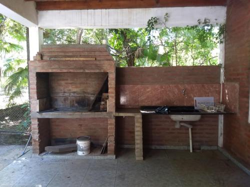 Kemudahan BBQ tersedia untuk tetamu di apartmen