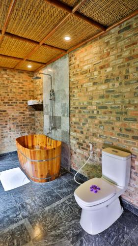 Koupelna v ubytování Hue Ecolodge