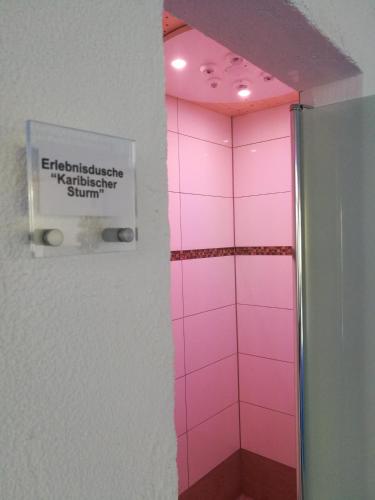 Imagen de la galería de Wellness Hotel Garni Krone, en Baiersbronn