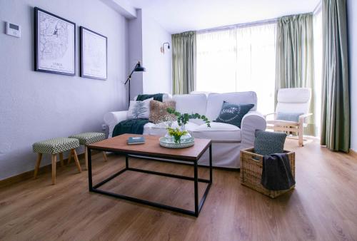 Nuevo apartamento en Calle Salitre, Málaga Centroにあるシーティングエリア