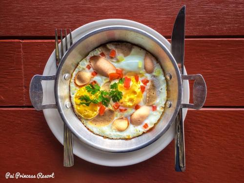 Đồ ăn tại/gần nhà khách