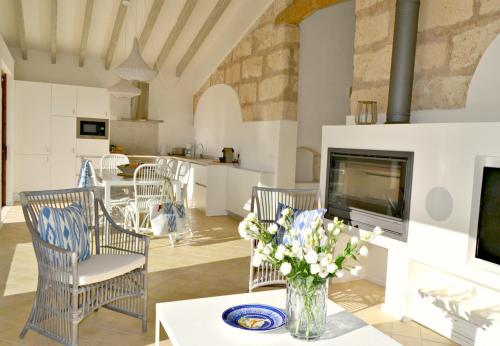 Restoran atau tempat makan lain di Amazing Finca in Mallorca with PRIVATE pool