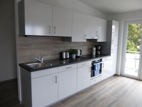 Dapur atau dapur kecil di E&B-Apartments Weingarten