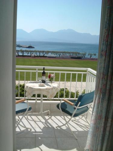 Stunning Seaview Town Apartment