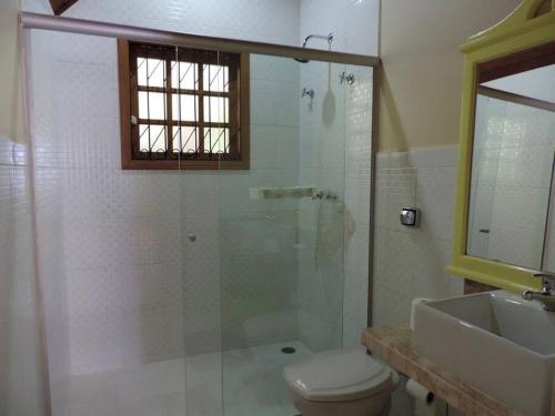 Casa em Campos do Jordão tesisinde bir banyo