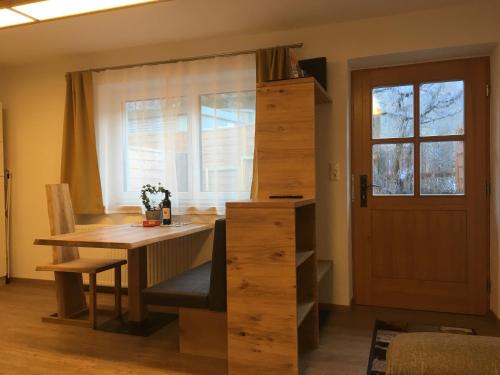 Fotografie z fotogalerie ubytování Haus am See v destinaci Ried im Oberinntal